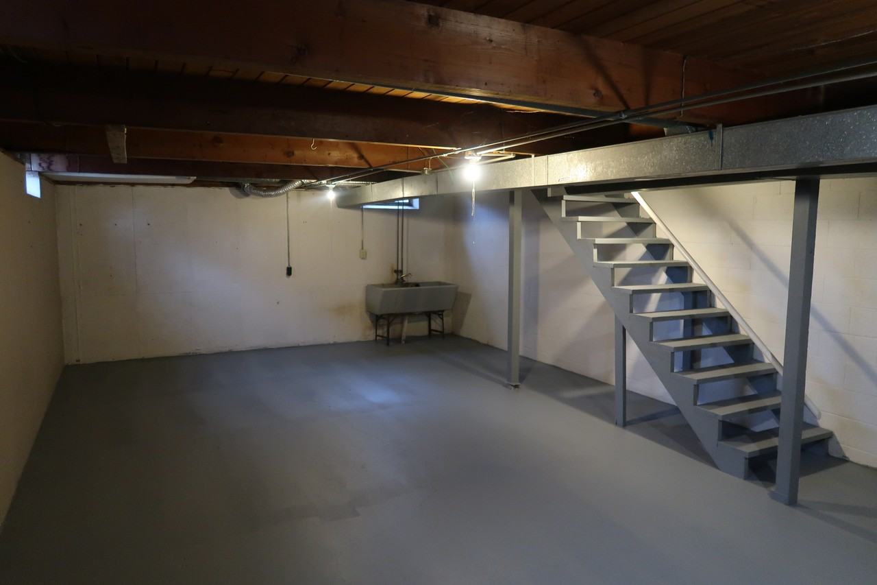 1239 Northfield Ave Ne #1239 - Photo 5 of 10