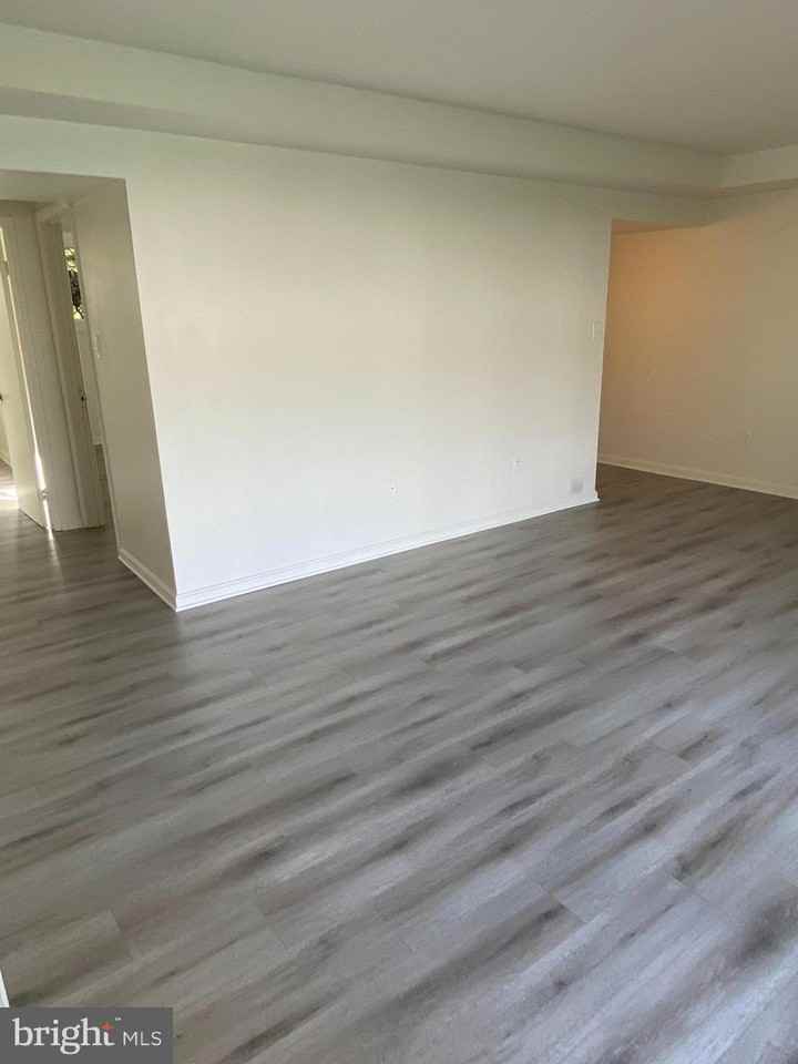 5438 85th Ave Unit 2 #2 - Photo 4 of 16