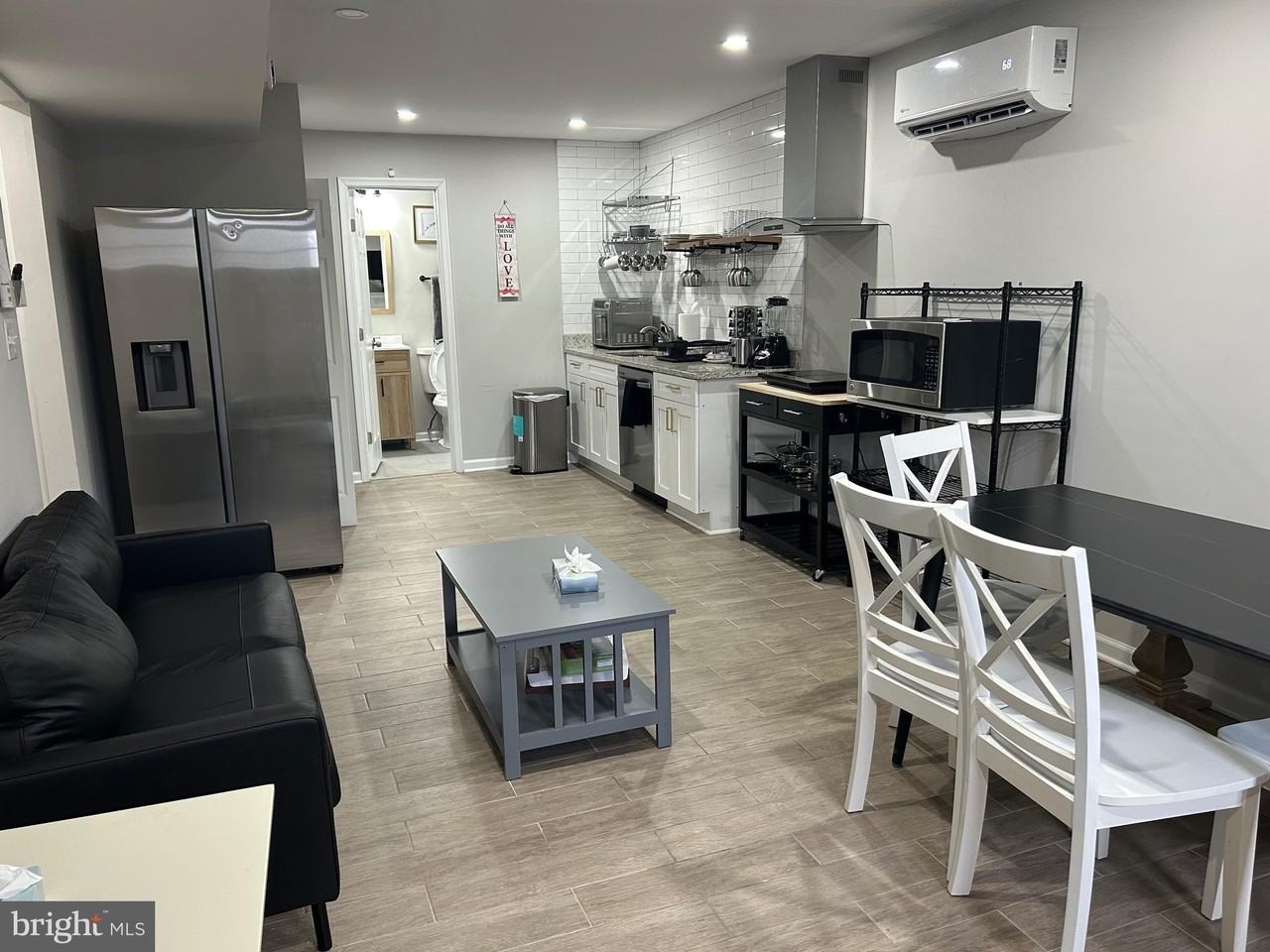 6604 Oak St - Photo 2 of 15