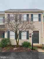 featured image of 39 Laurie Ln