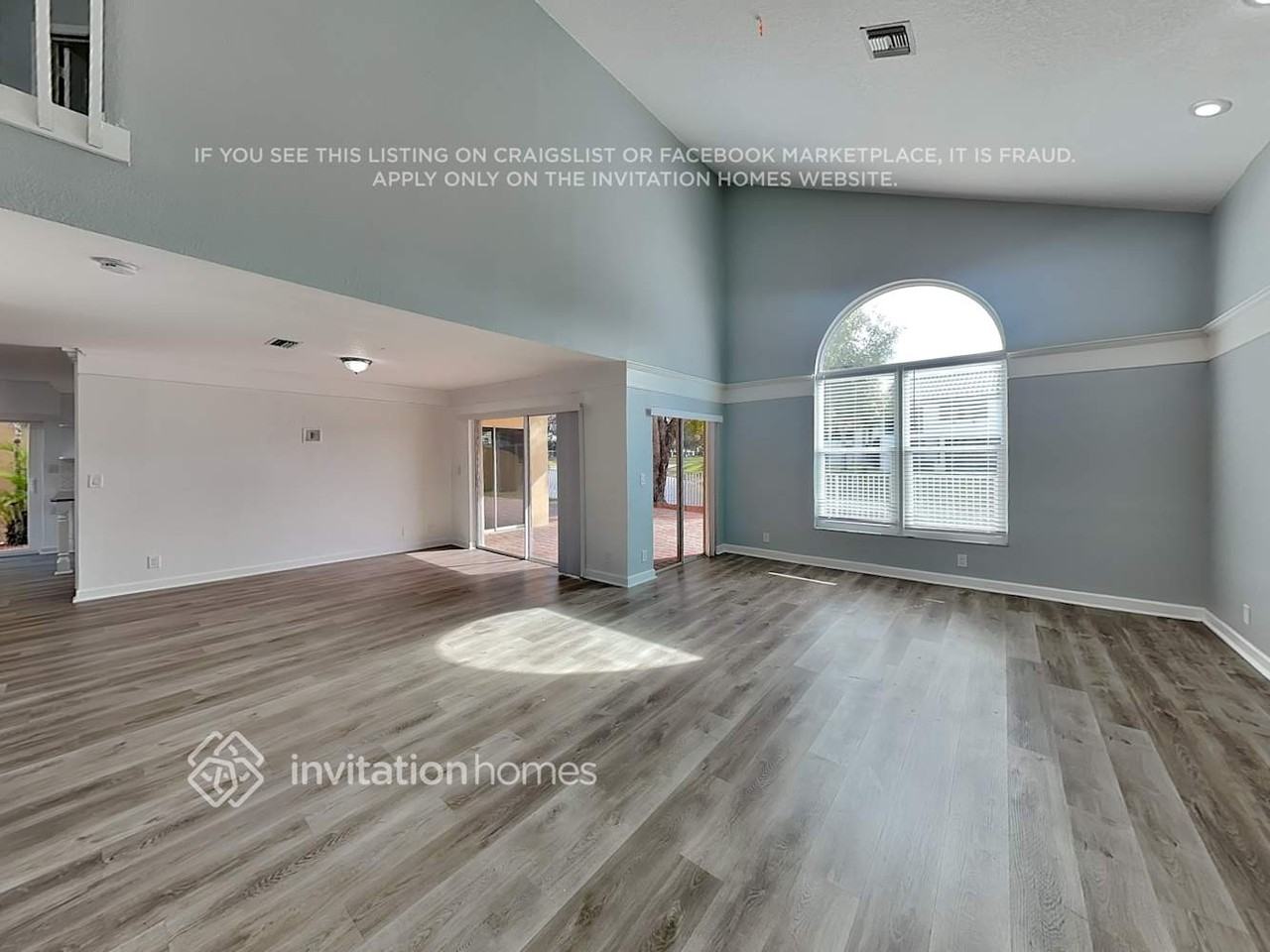 6340 Nw 77th Ct - Photo 5 of 23