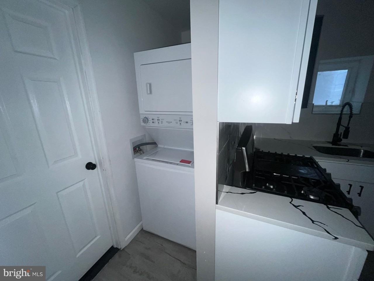 6413 Buist Ave - Photo 3 of 15