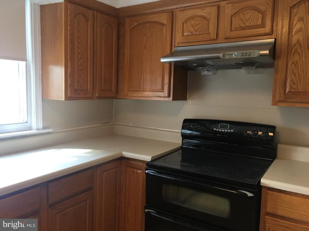 1113 W Thompson St - Photo 4 of 18