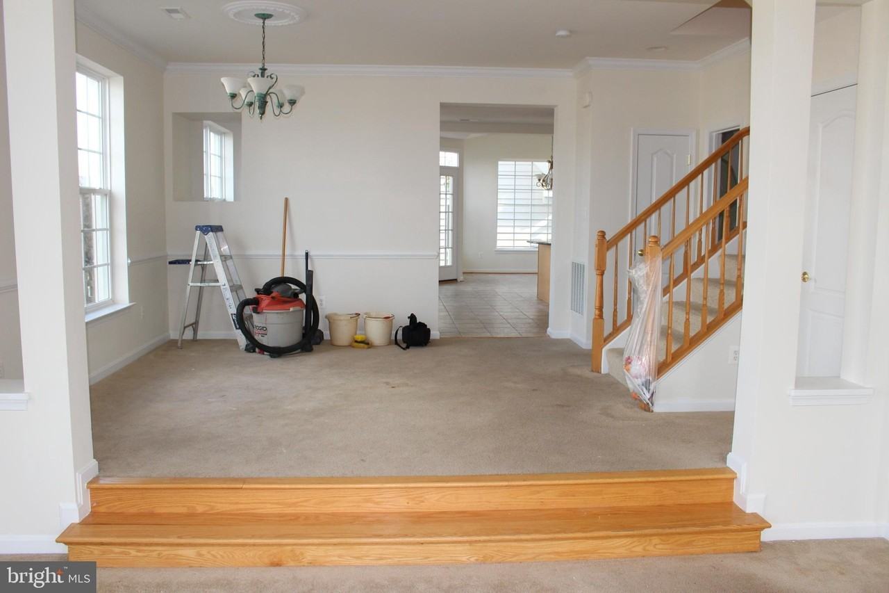 13570 Village Green Dr - Photo 3 of 18