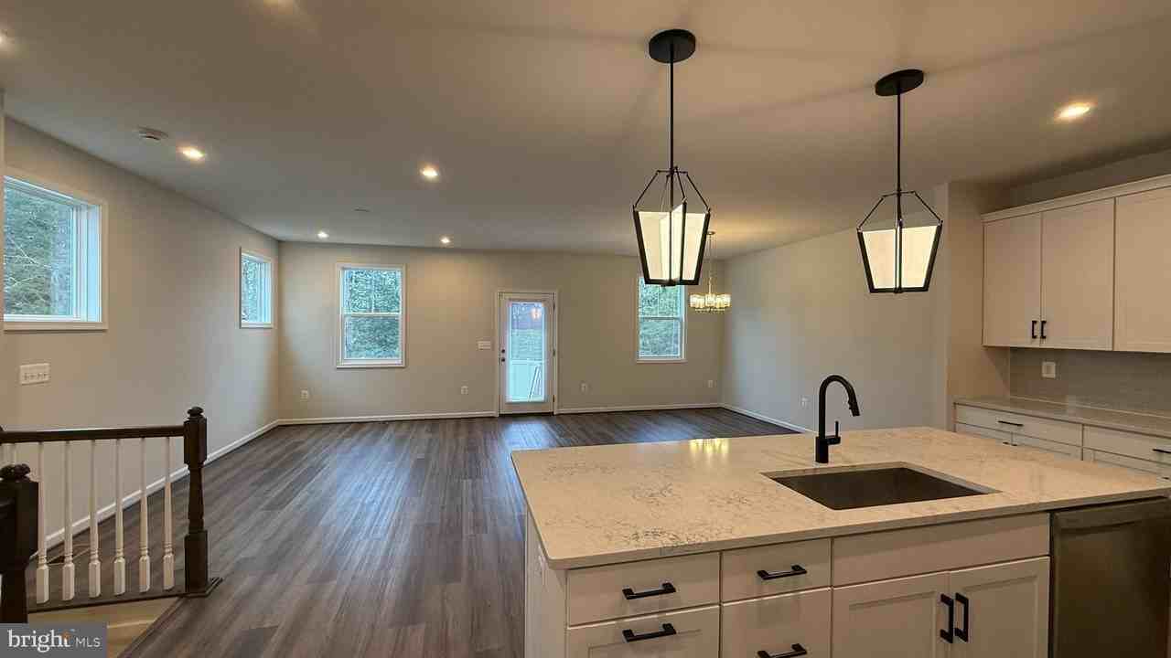 6518 Wild Orchid Ct - Photo 6 of 22