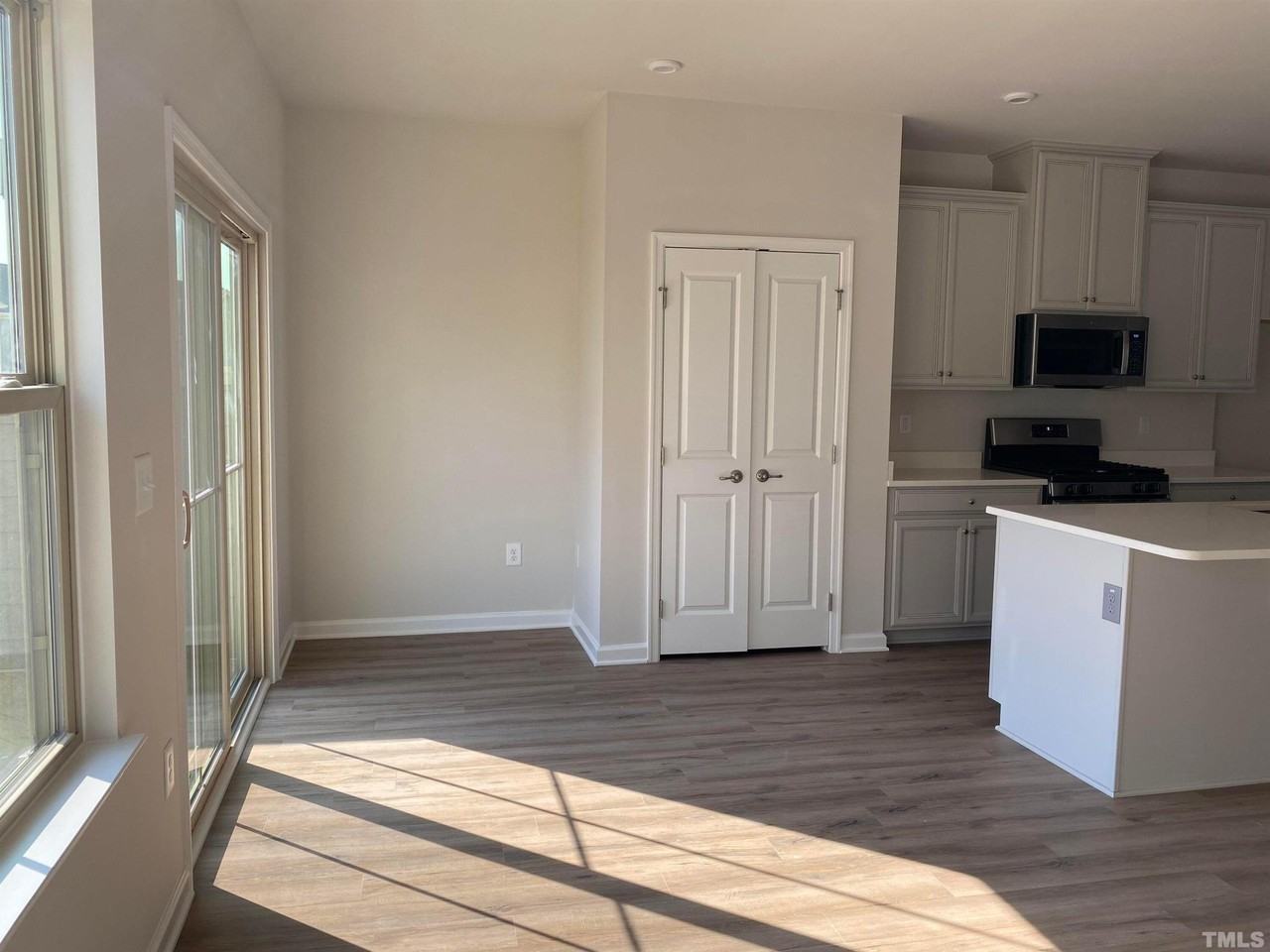 220 Timber Forest Ln - Photo 3 of 21