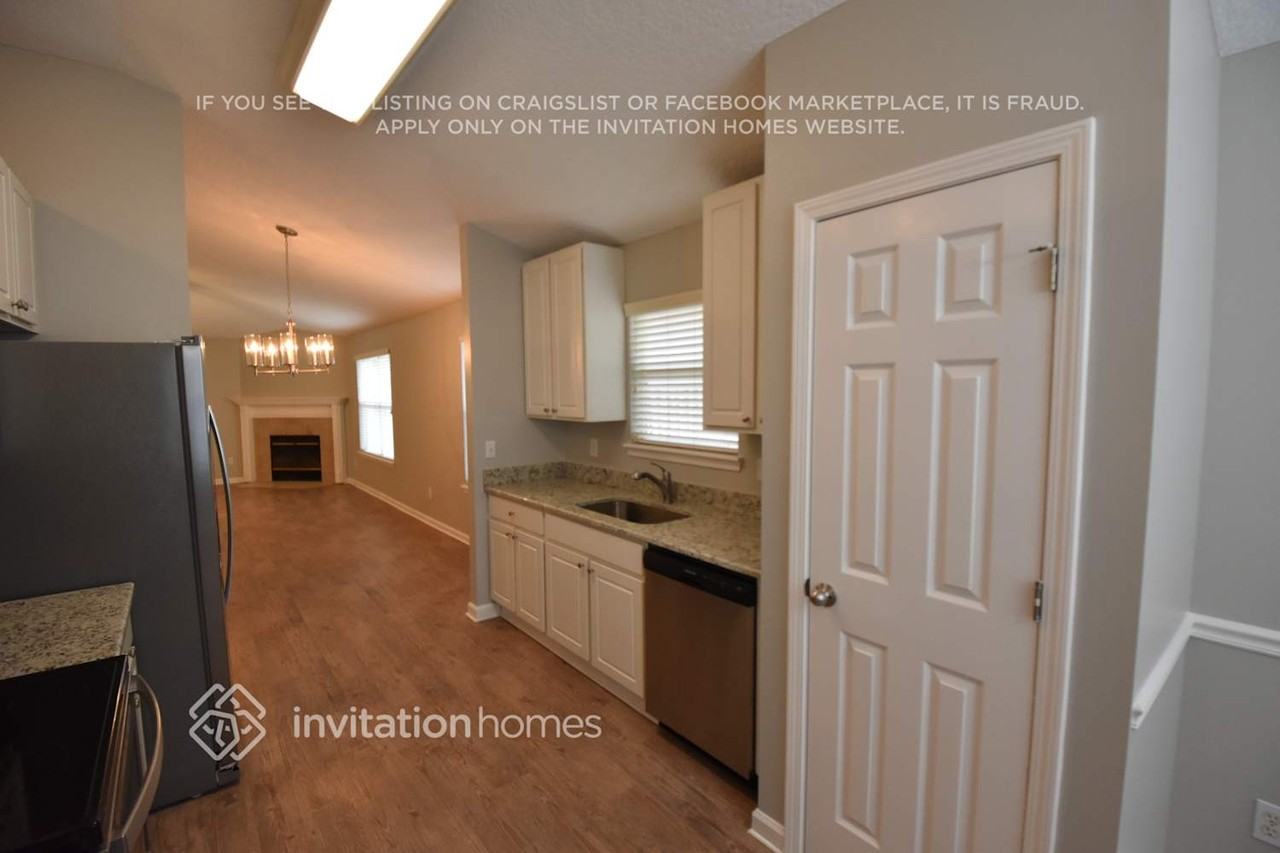 1377 Shootingstar Ln - Photo 5 of 24