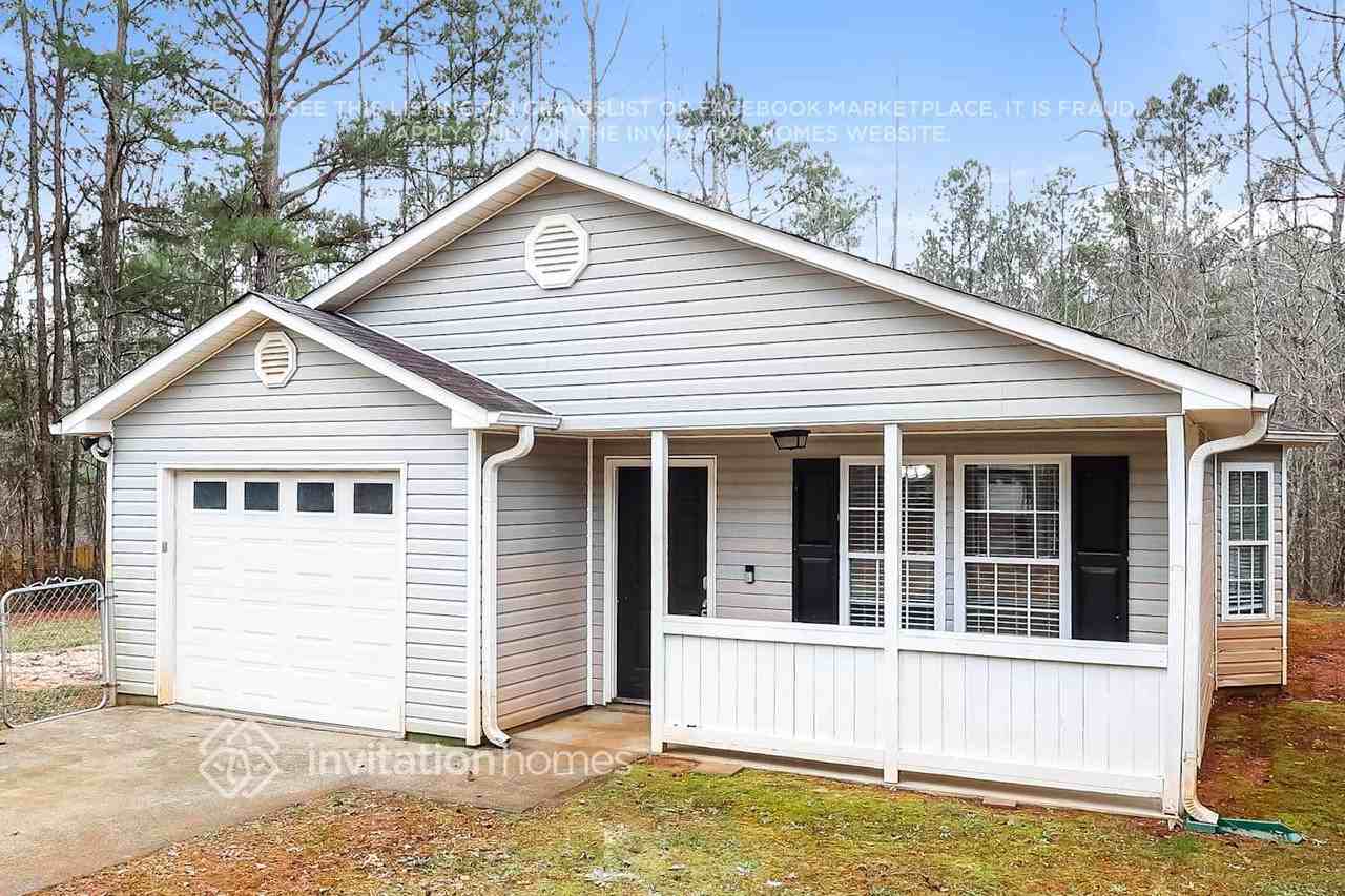 8945 Ochil Ln - Photo 3 of 17