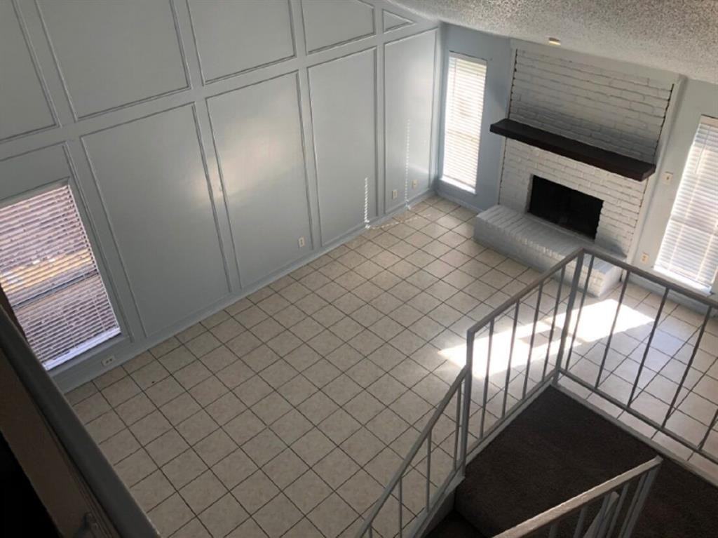 2207 Heritage Cir - Photo 3 of 15