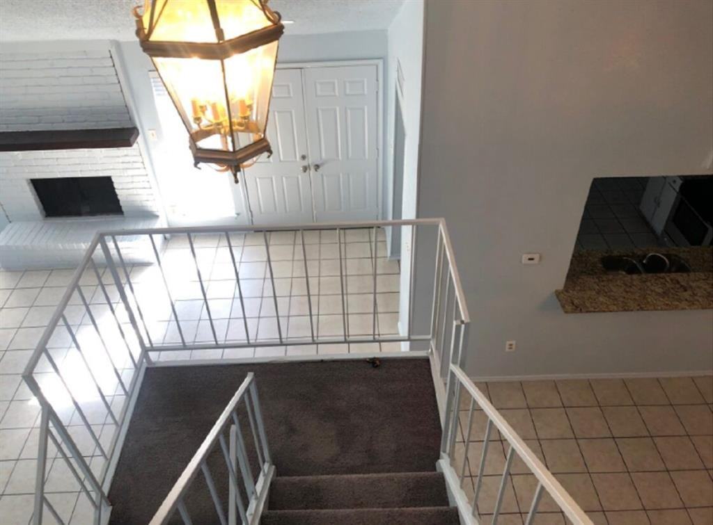 2207 Heritage Cir - Photo 5 of 15