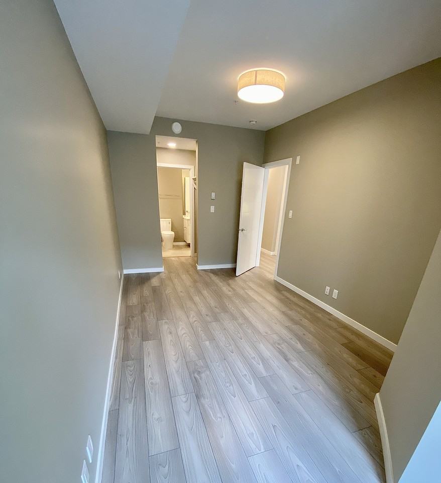 38033 2 Avenue #513 - Photo 3 of 26