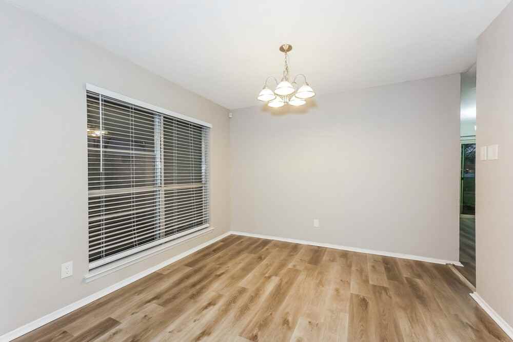 1301 Southridge Dr - Photo 5 of 16