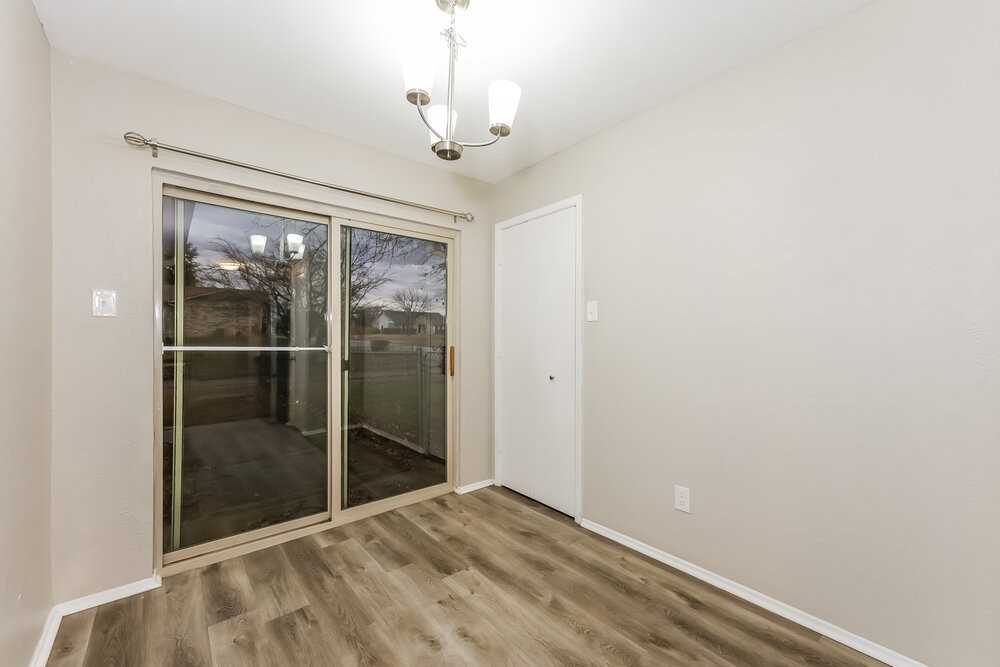 1301 Southridge Dr - Photo 6 of 16