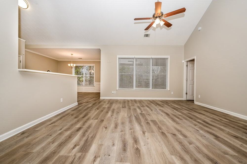 3118 Baywood Ct - Photo 3 of 16