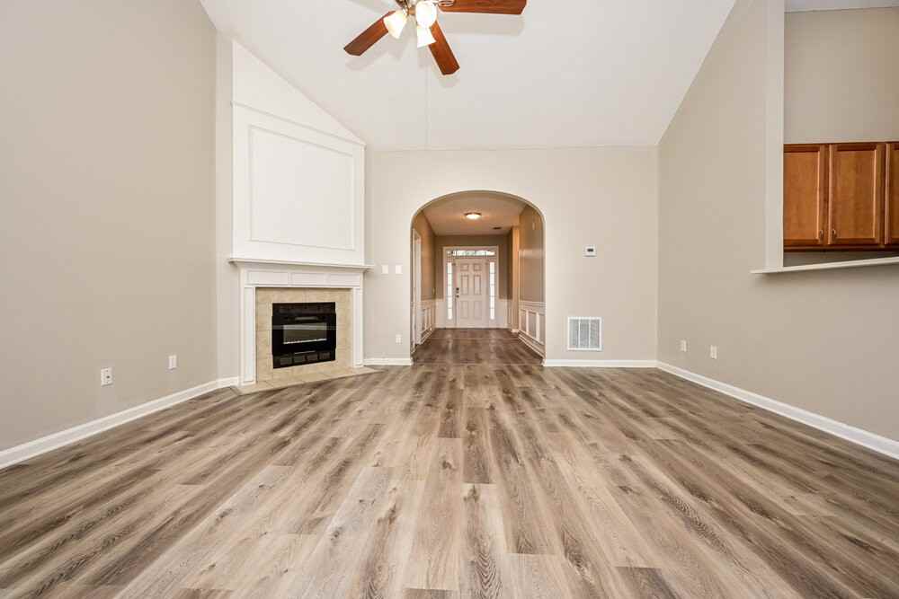 3118 Baywood Ct - Photo 4 of 16
