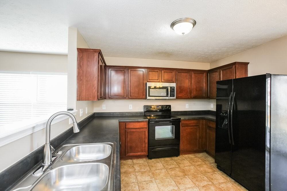 5632 W Stoneview Trl - Photo 6 of 16