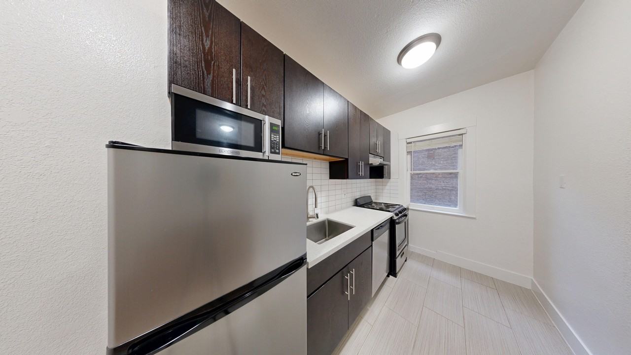 434 Leavenworth Street - Photo 6 of 28