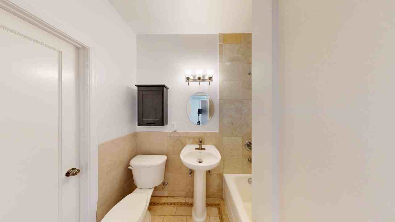 4540 California Street - Photo 3 of 7