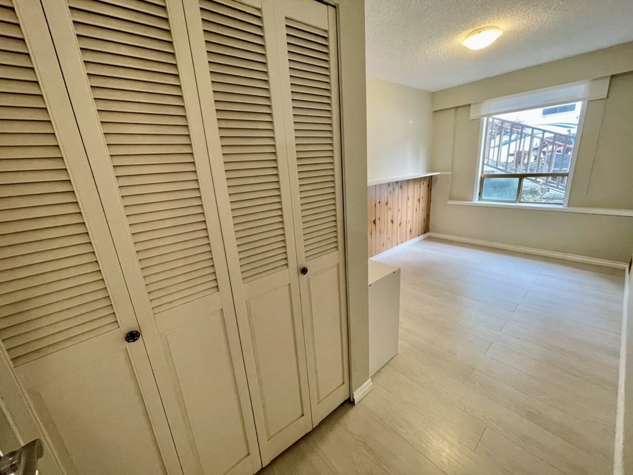 216 St - Photo 7 of 9