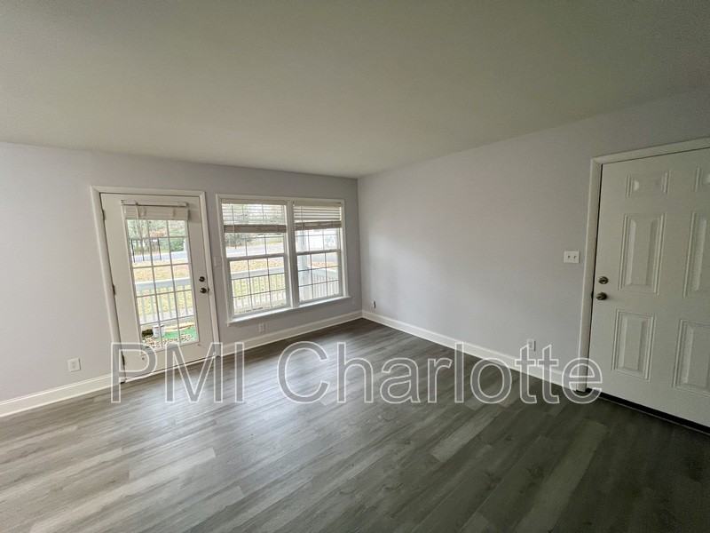 831 Mcalway Rd - Photo 2 of 13