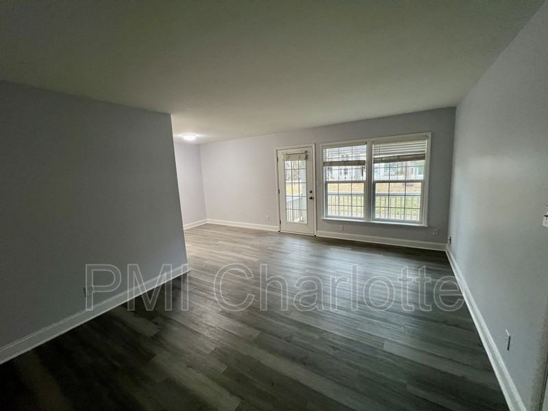 831 Mcalway Rd - Photo 4 of 13