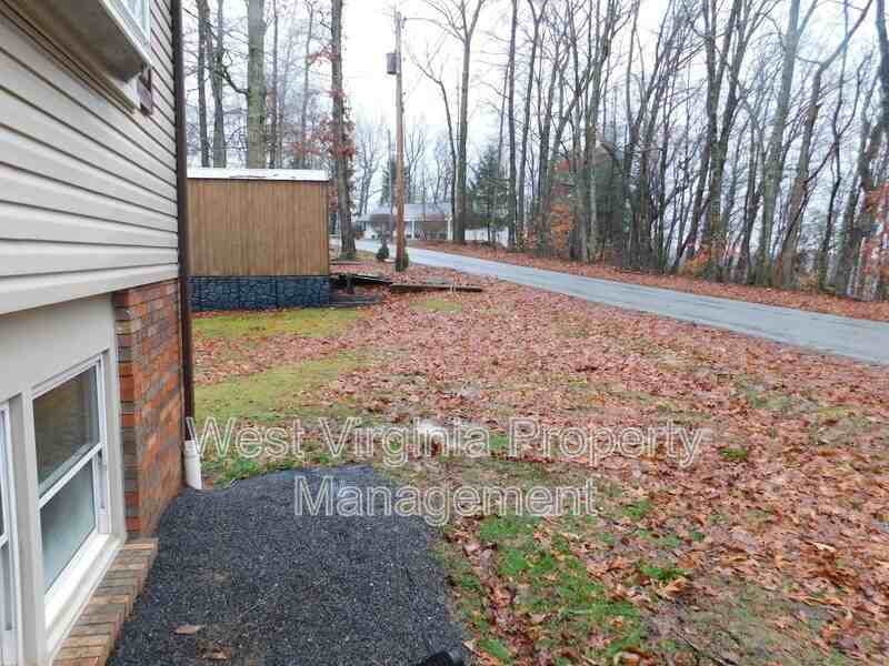 213 Appalachian Heights Road - Photo 3 of 32