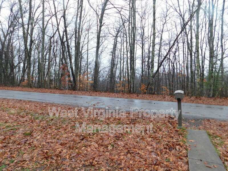 213 Appalachian Heights Road - Photo 4 of 32