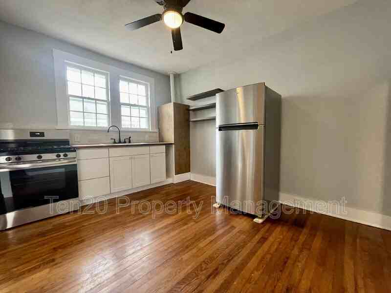 1223 Owsley Ave - Photo 4 of 17