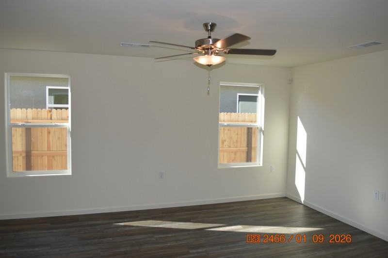 644 Marshall Ln - Photo 2 of 24