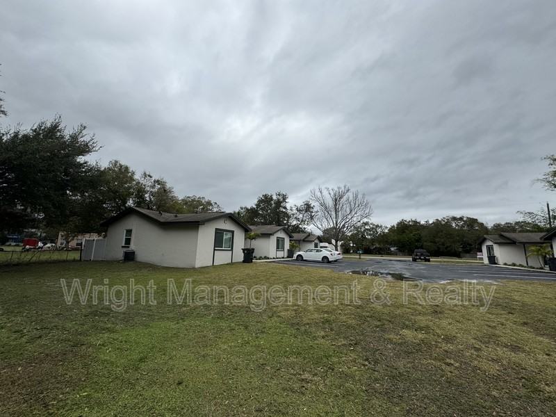 206 Saint Petersburg Dr E #A - Photo 3 of 19