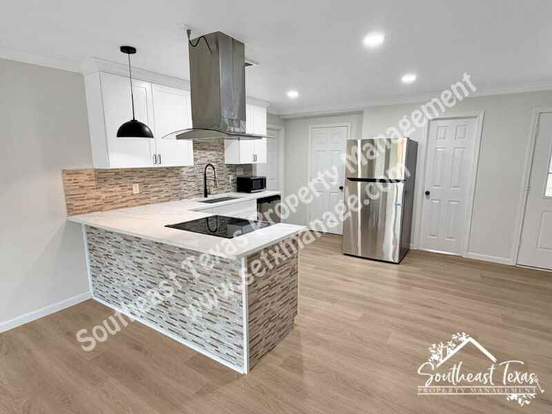 5260 Landry Ln - Photo 4 of 15