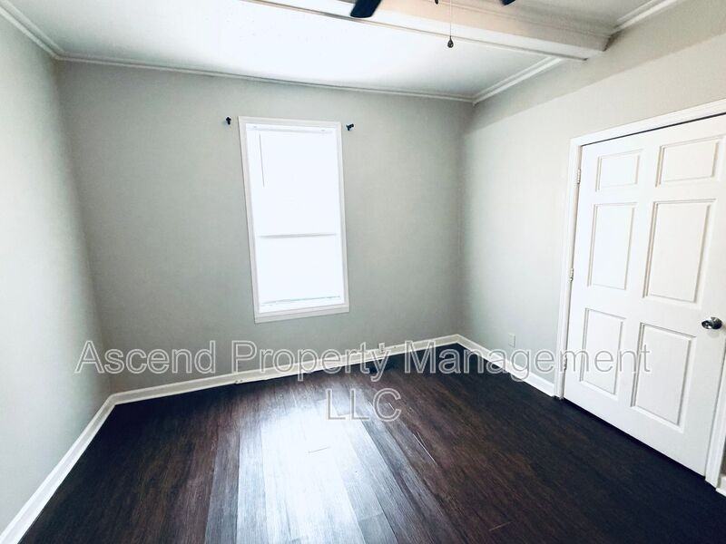 2111 Chamberlain Ave #A - Photo 7 of 7