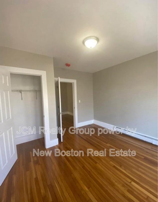 23 Mall St - Photo 4 of 23