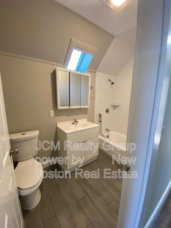 65 Shepard St #3-3rdFL - Photo 7 of 14