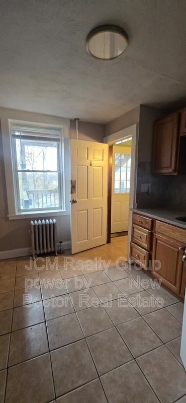 86 Main St - Photo 3 of 16