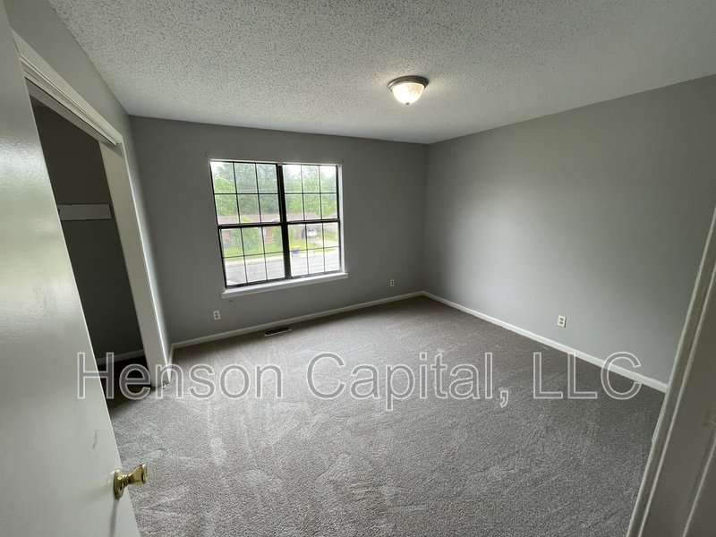 1212 S 1st St #1 - Photo 7 of 9