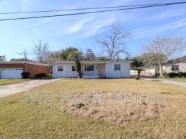 featured image of 2334 Ribault Scenic Dr