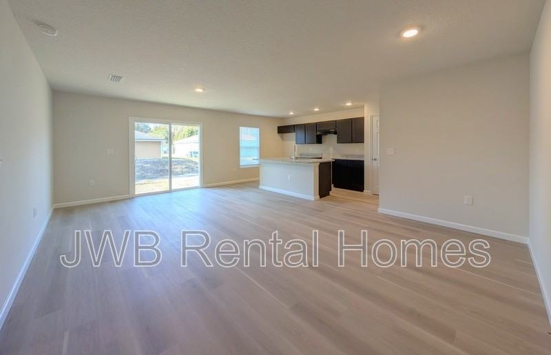 9212 8th Ave - Photo 6 of 18