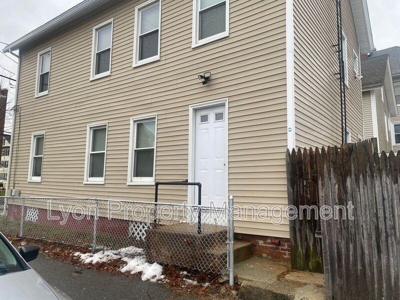 415 Weeden St #2 - Photo 2 of 14