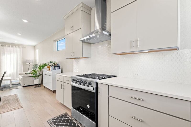 12014 Octave Ave - Photo 6 of 20