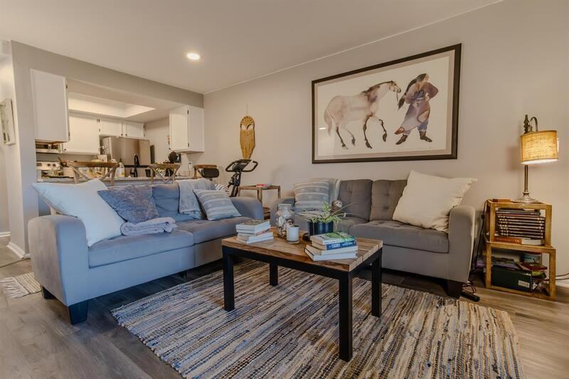 16103 E Alaska Pl #11 - Photo 4 of 10