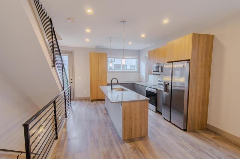 1571 King St - Photo 3 of 10