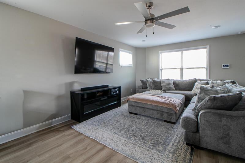 2646 Scott Dr - Photo 4 of 15