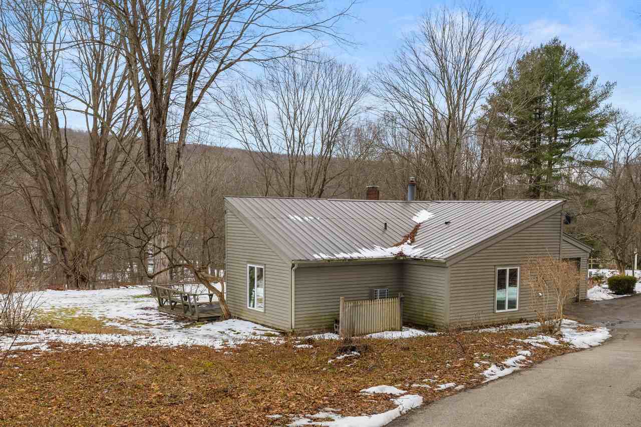 8 Honey Hill Lane - Photo 5 of 27