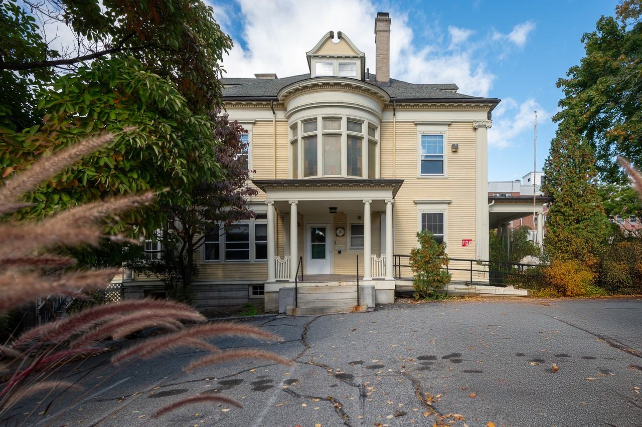 7 Oak Street - Photo 2 of 20