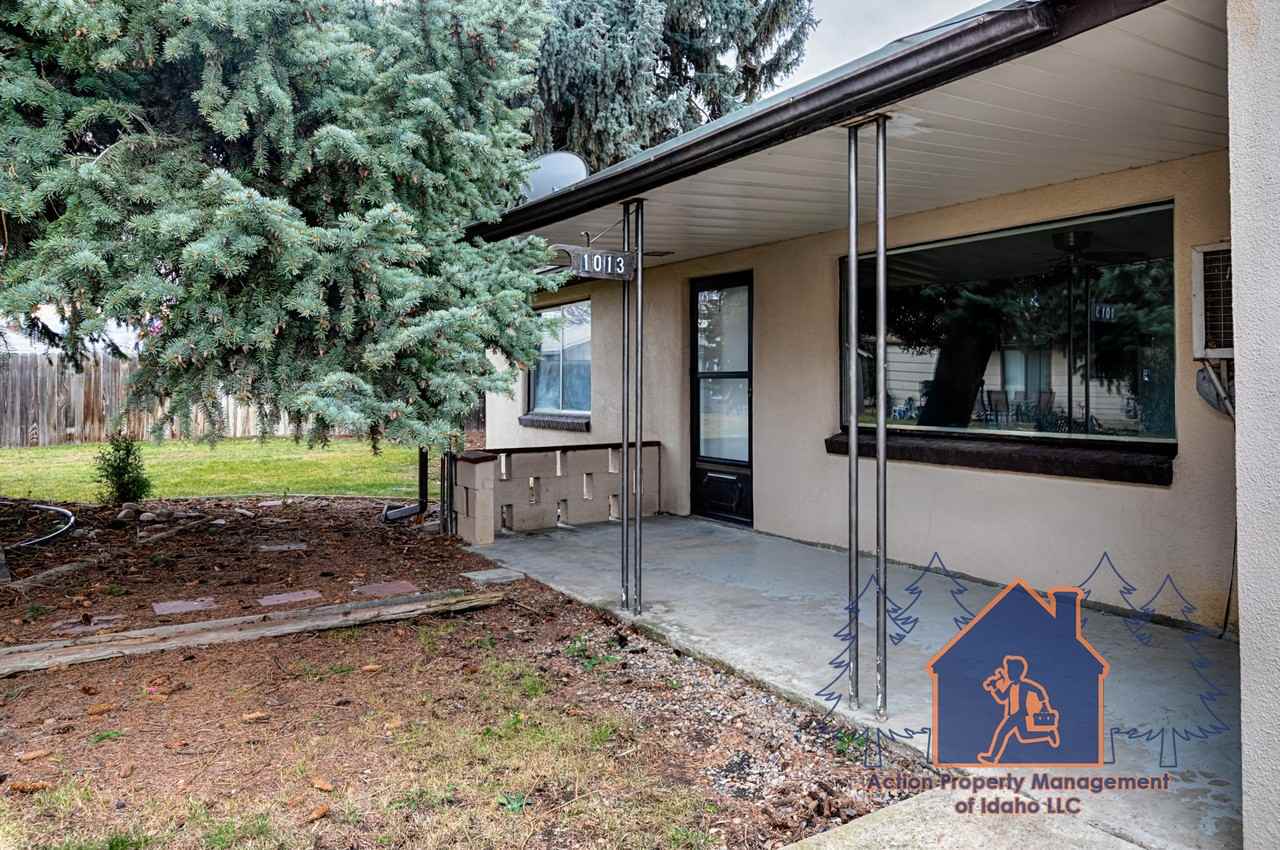 Willow, 1013 W - Photo 2 of 27