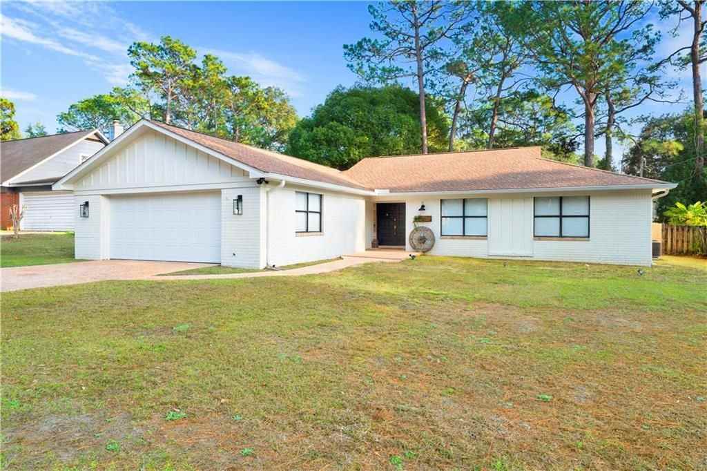 116 Windsor Ct - Photo 2 of 32