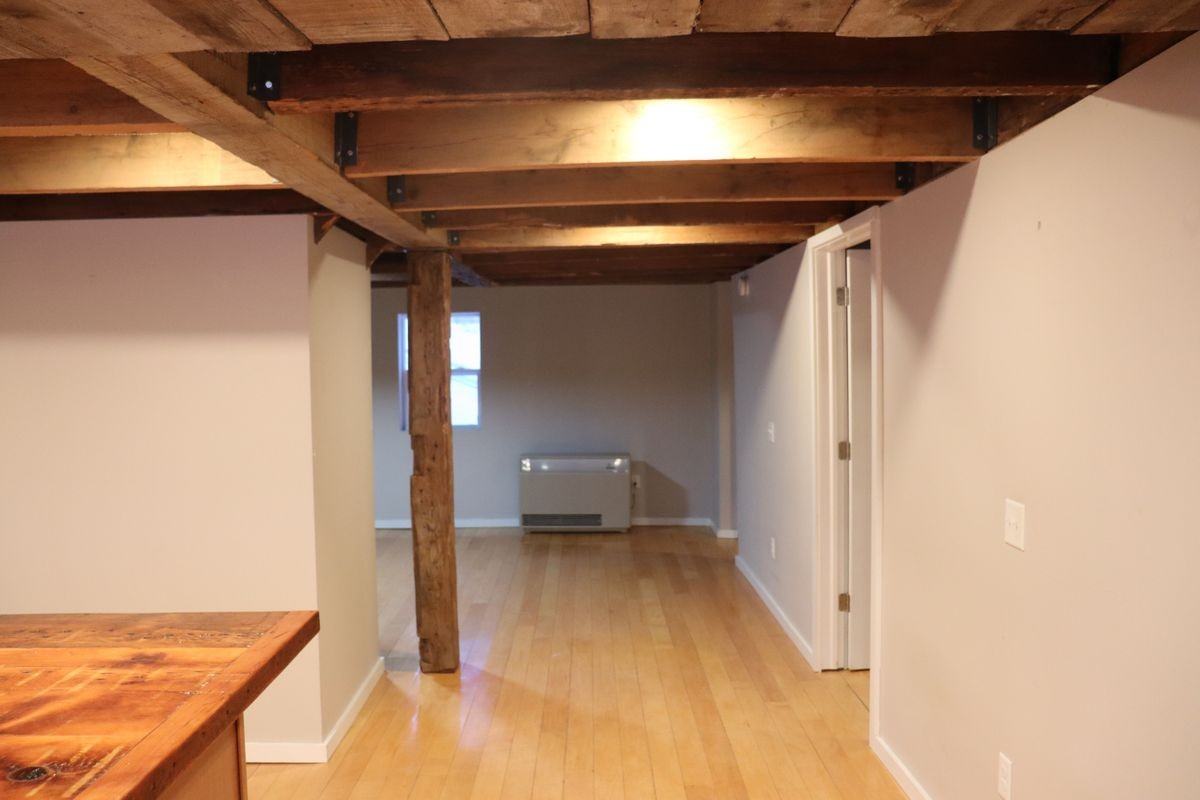 311 Main St - Photo 3 of 9