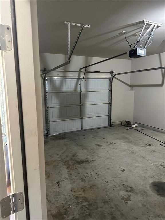 346 Turtle Creek Dr - Photo 2 of 11