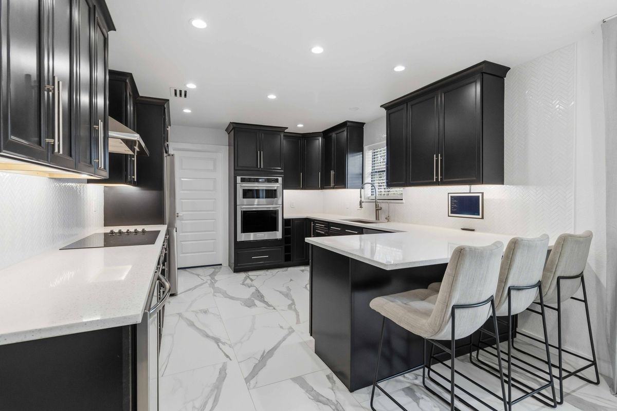 107 Oak Crst - Photo 5 of 25